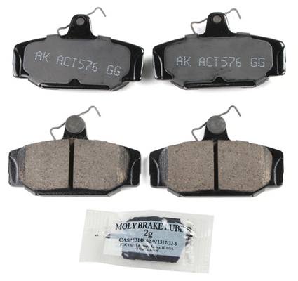 Volvo Disc Brake Pad Set - Rear 271829 - Akebono Euro Ultra-Premium EUR391